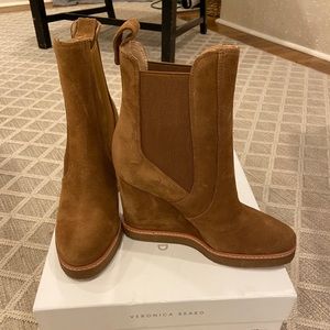 Veronica Beard Never Worn Walnut Booties